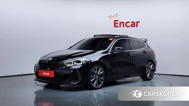BMW 1 Series (F40) 2022 Черный из Кореи