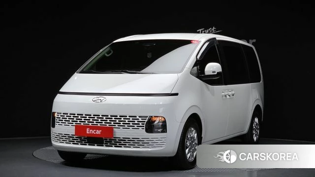 Hyundai Staria 2023 Белый из Кореи