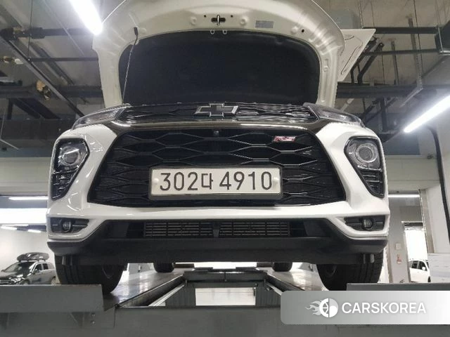 Chevrolet (GM Daewoo) Trailblazer 2021 Белый из Кореи