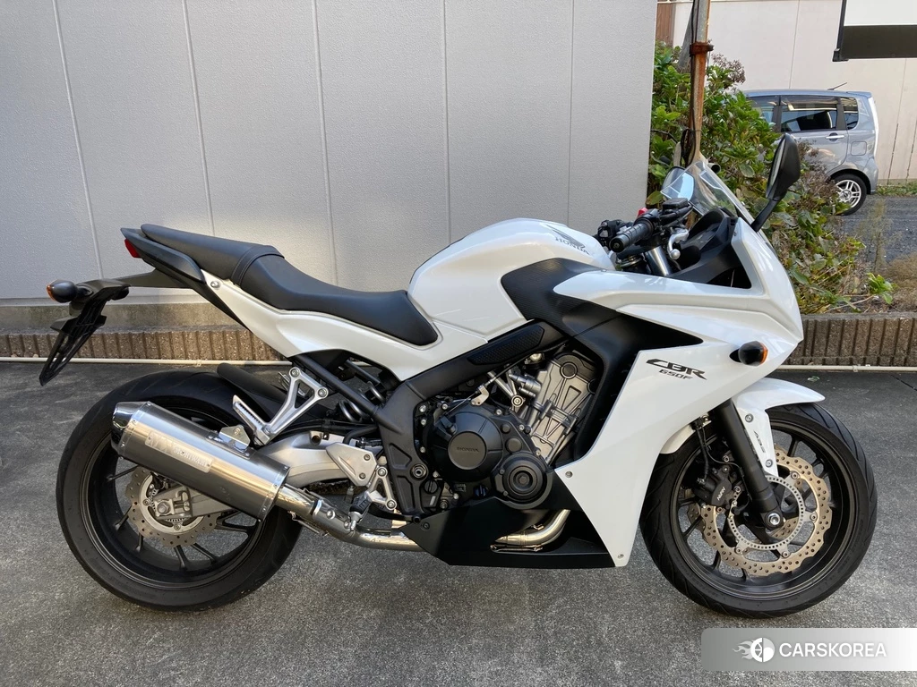 Проданный Honda CBR650F 2016 из Японии