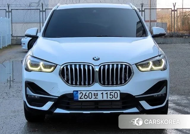 BMW X1 (F48) 2022 Белый из Кореи