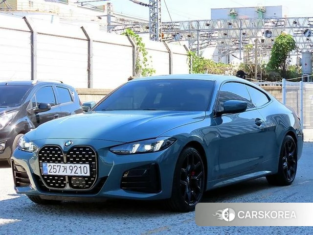 BMW 4 Series (G22) 2026 Синий нефрит из Кореи