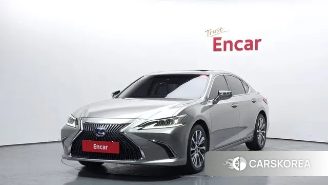 Lexus ES300h 7th generation 2018 Песочный из Кореи