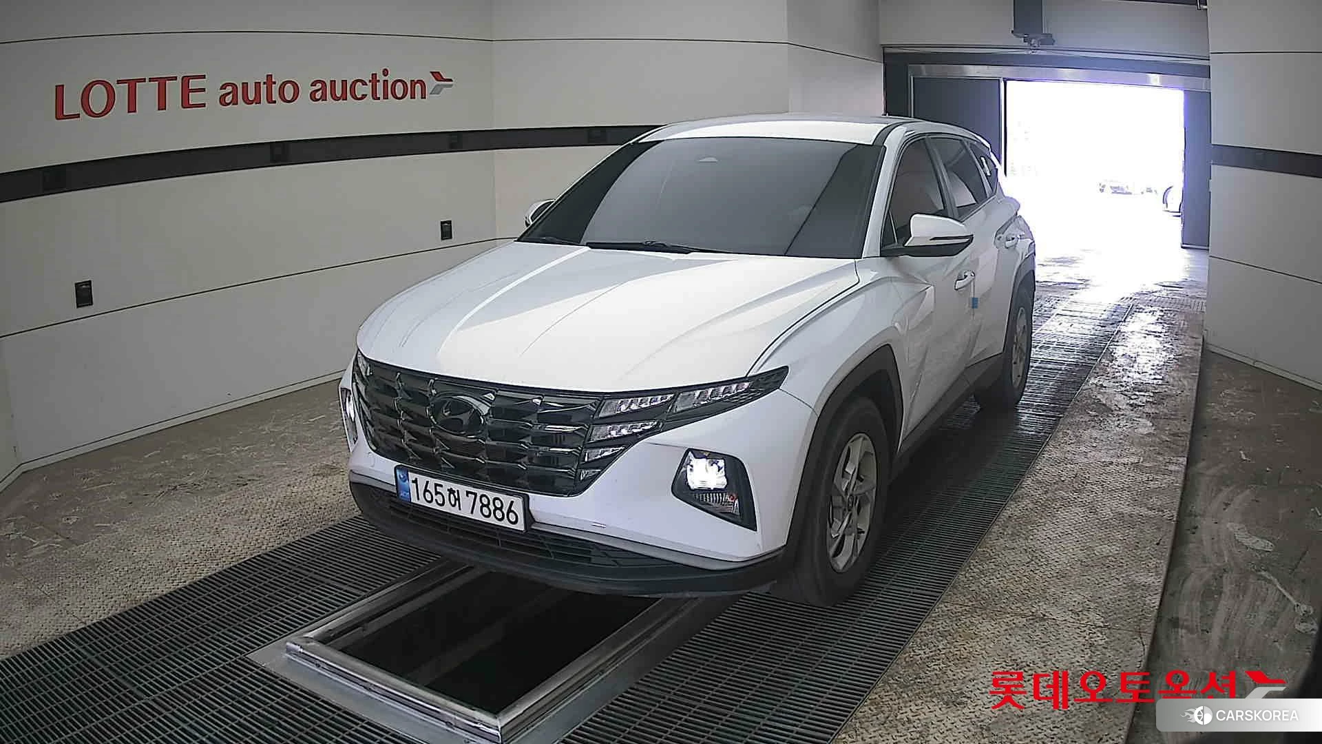 Hyundai Tucson 2022 Creamy White Pearl из Кореи