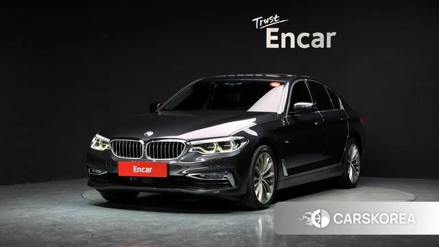 BMW 5 Series (G30) 2018 Серый из Кореи