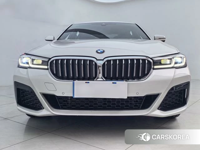 BMW 5 series 2023 Белый из Китая
