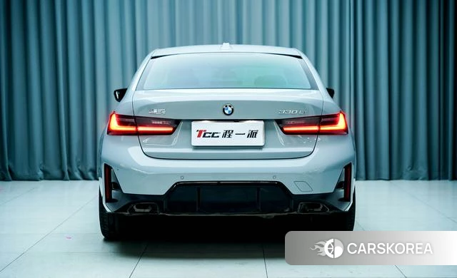 BMW 3 series 2025 Серебристо-серый из Китая