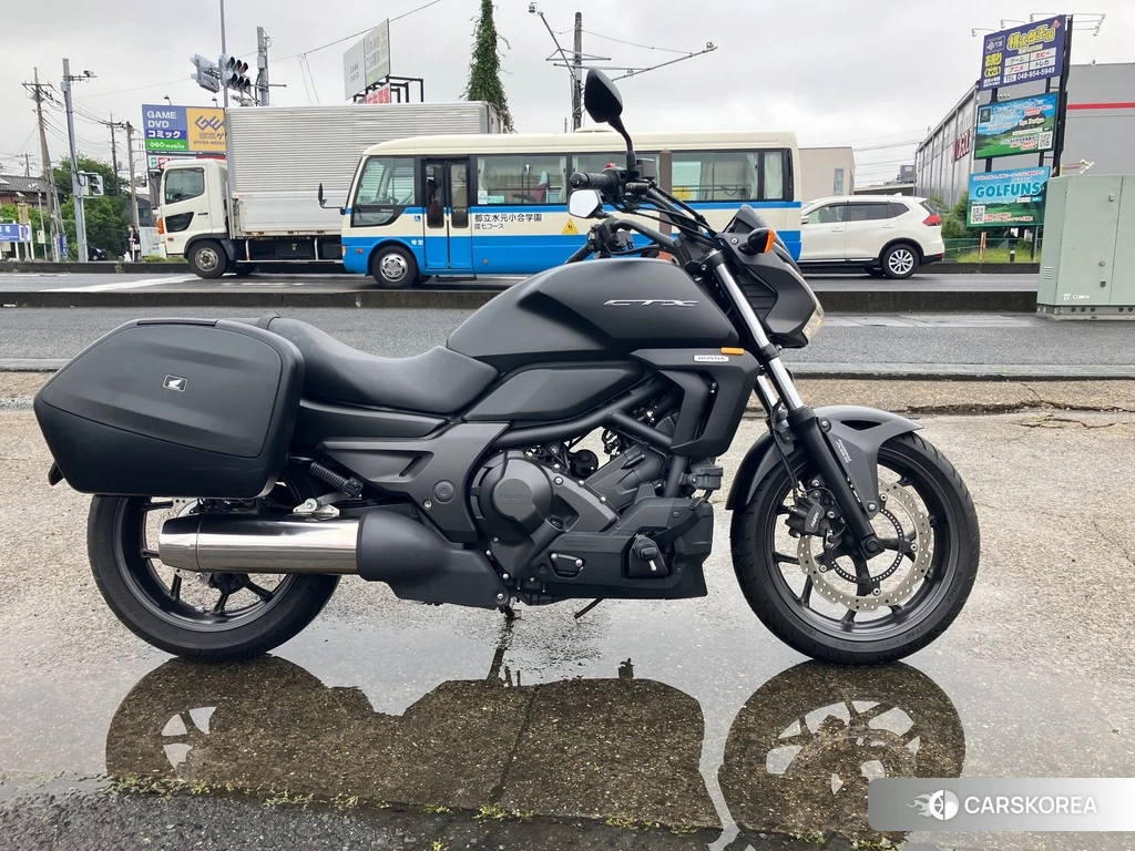 Проданный Honda CTX700N DCT 2013 из Японии, фото 2