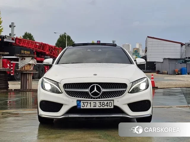 Mercedes-Benz C-Class W205 2018 Черный из Кореи