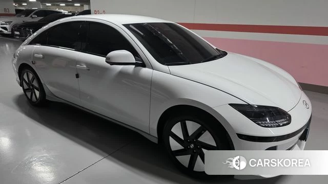 Hyundai Ionic 6 2024 Белый из Кореи