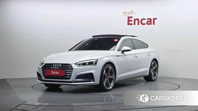 Audi A5 (F5) 2019 Белый из Кореи