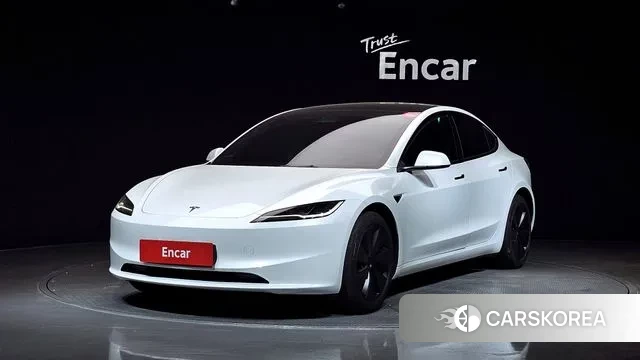Tesla Model 3 2024 Белый из Кореи