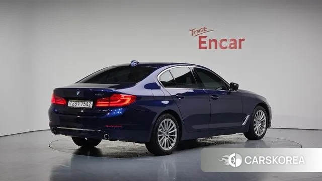 BMW 5 Series (G30) 2020 Синий из Кореи