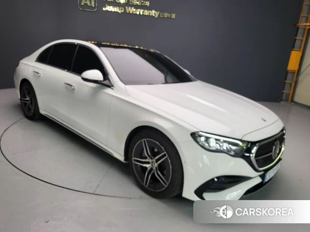 Mercedes-Benz E-Class W214 2026 Белый из Кореи