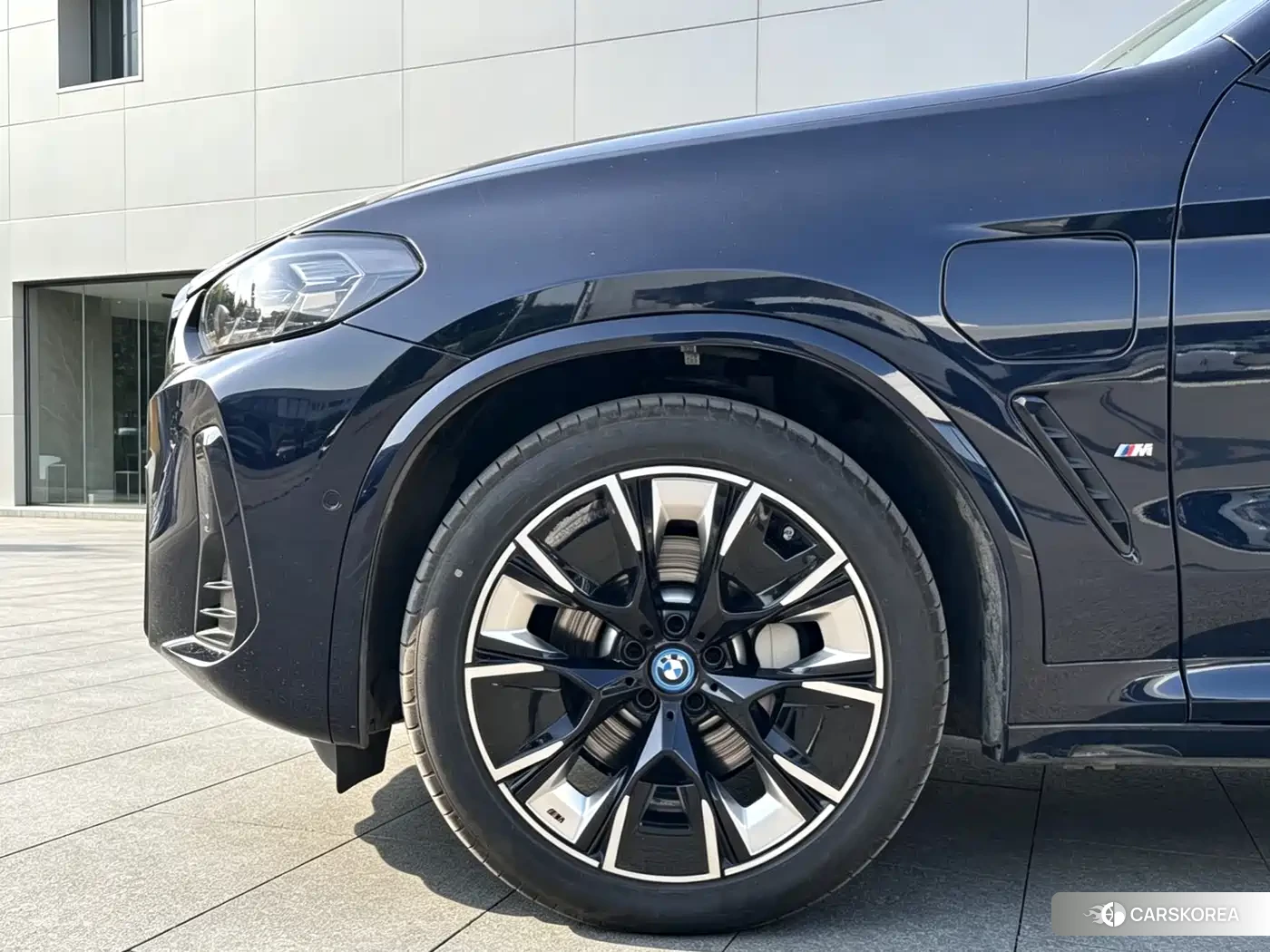 BMW iX3 2023 Черный из Китая