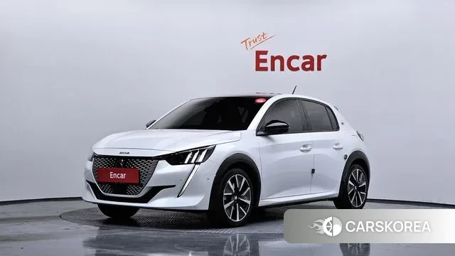 Peugeot e-208 second Generation 2021 Белый из Кореи