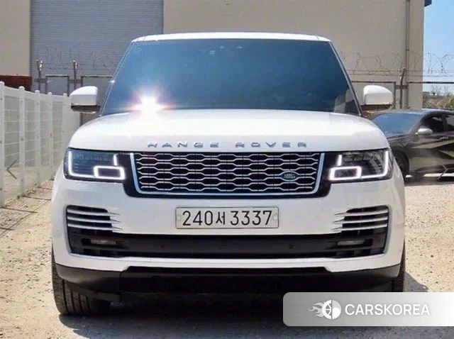 Land Rover Range Rover 4th Generation 2020 Белый из Кореи