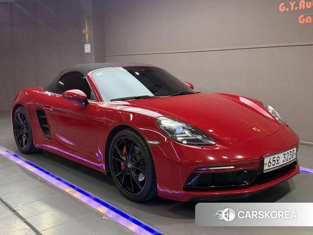 Porsche 718 Boxster 2019 Красный из Кореи