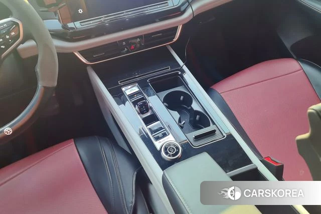 Volkswagen Tourang 2024 Черный из Китая