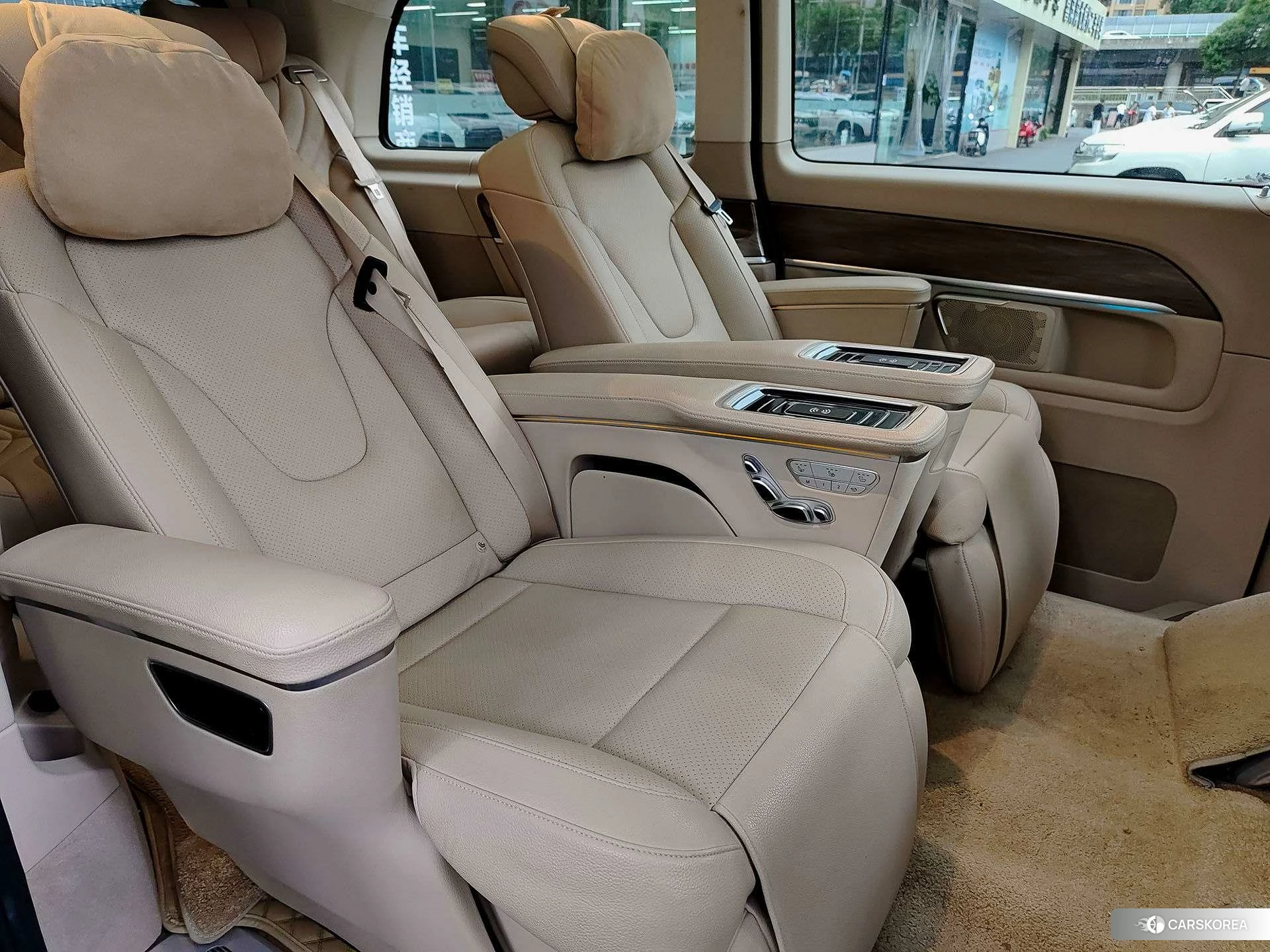 Mercedes-Benz V-class 2021 Темно-серый из Китая