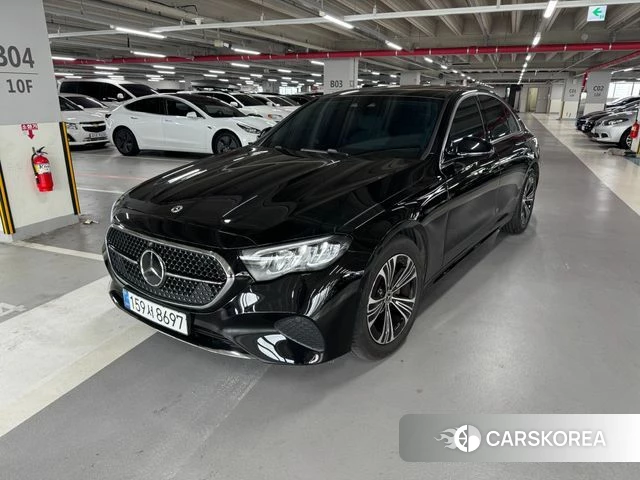 Mercedes-Benz E-Class W214 2025 Черный из Кореи