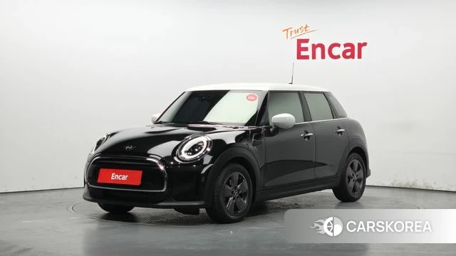 Mini Cooper 2022 Черный из Кореи