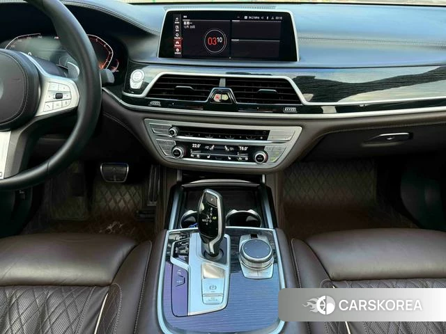 BMW 7 series 2021 Черный из Китая