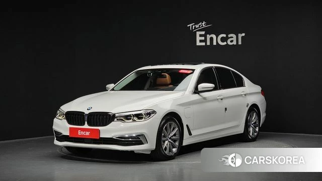 BMW 5 Series (G30) 2019 Белый из Кореи