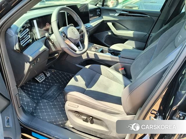 Volkswagen Tiguan L 2025 Черный из Китая
