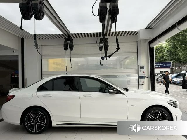 Mercedes-Benz Class C 2021 Белый из Китая
