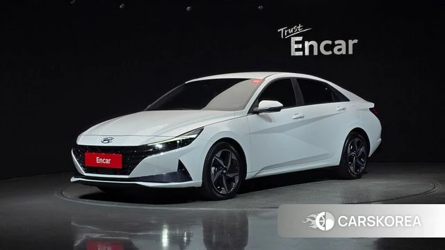 Hyundai Avante Hybrid (CN7) 2022 Белый из Кореи