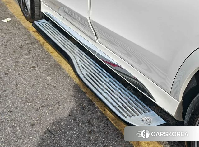 Mercedes-Benz GLS 2023 Белый из Китая