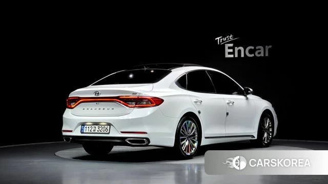 Hyundai Grandeur IG 2018 Белый из Кореи
