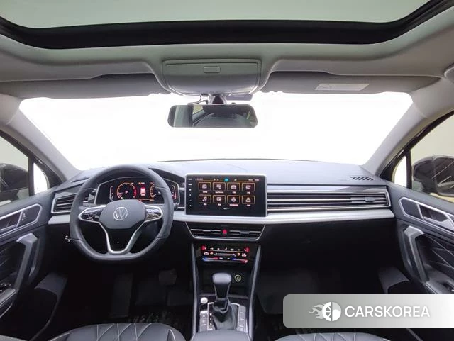 Volkswagen Tiguan L 2023 Черный из Китая