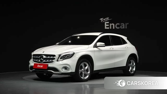 Mercedes-Benz GLA-Class X156 2018 Белый из Кореи