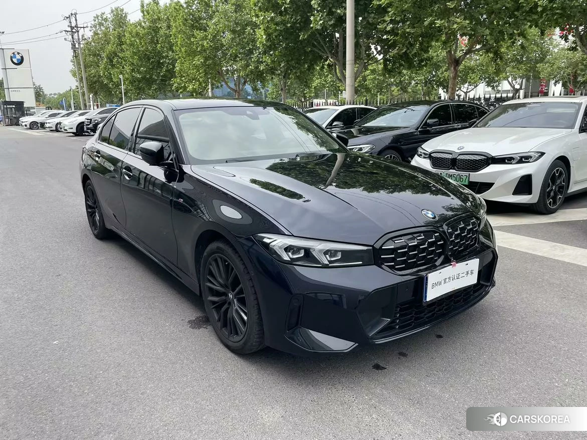 BMW 3 series 2022 Черный из Китая