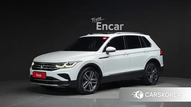Volkswagen Tiguan second Generation 2022 Белый из Кореи