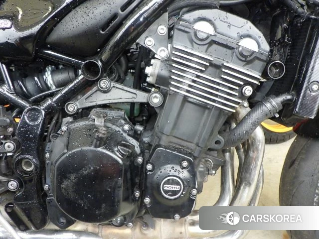 Engine photo