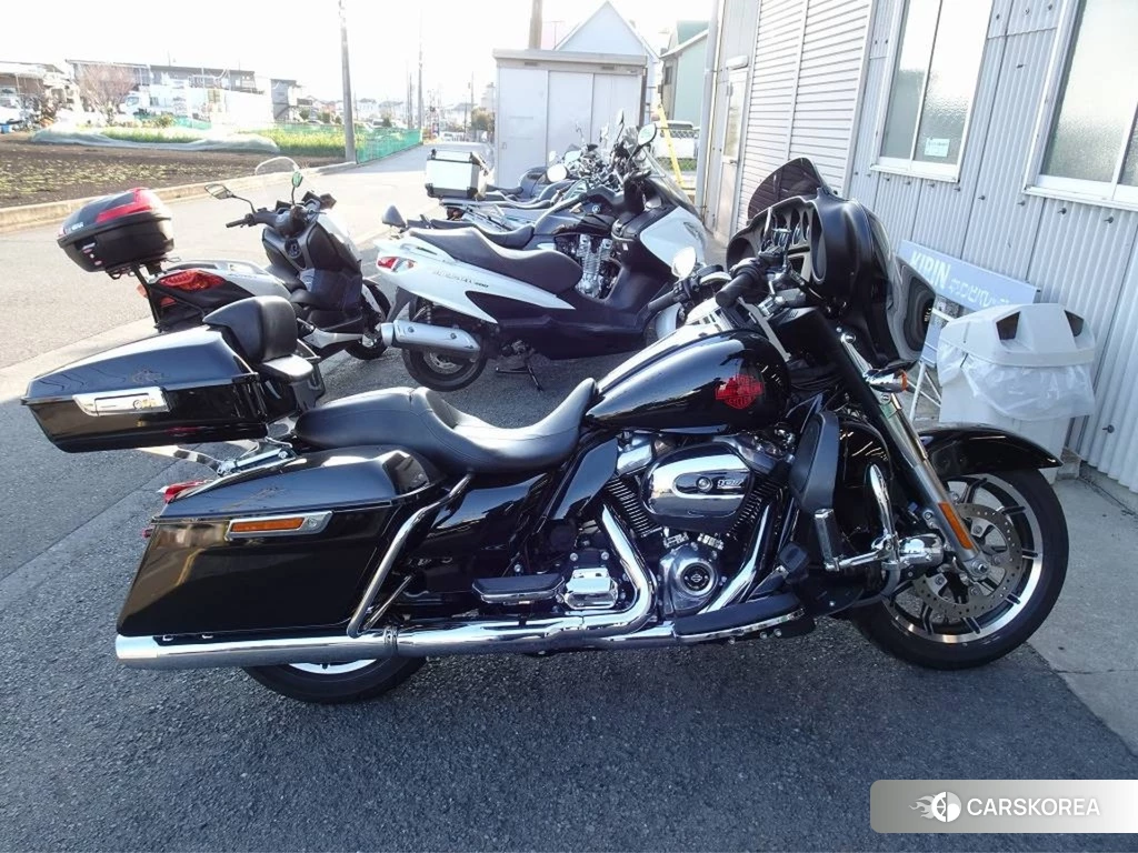 Проданный Harley-Davidson Electra Glide FLHT1340-1450 2019 из Японии
