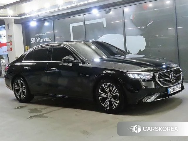 Mercedes-Benz E-Class W214 2025 Черный из Кореи