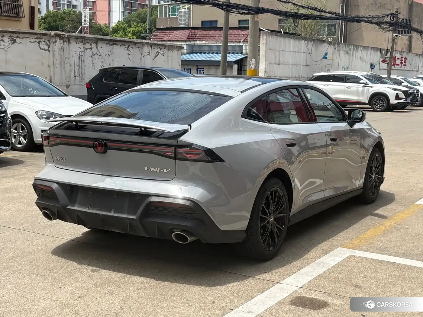 Chang'an UNI-V 2025 Silver/gray из Китая
