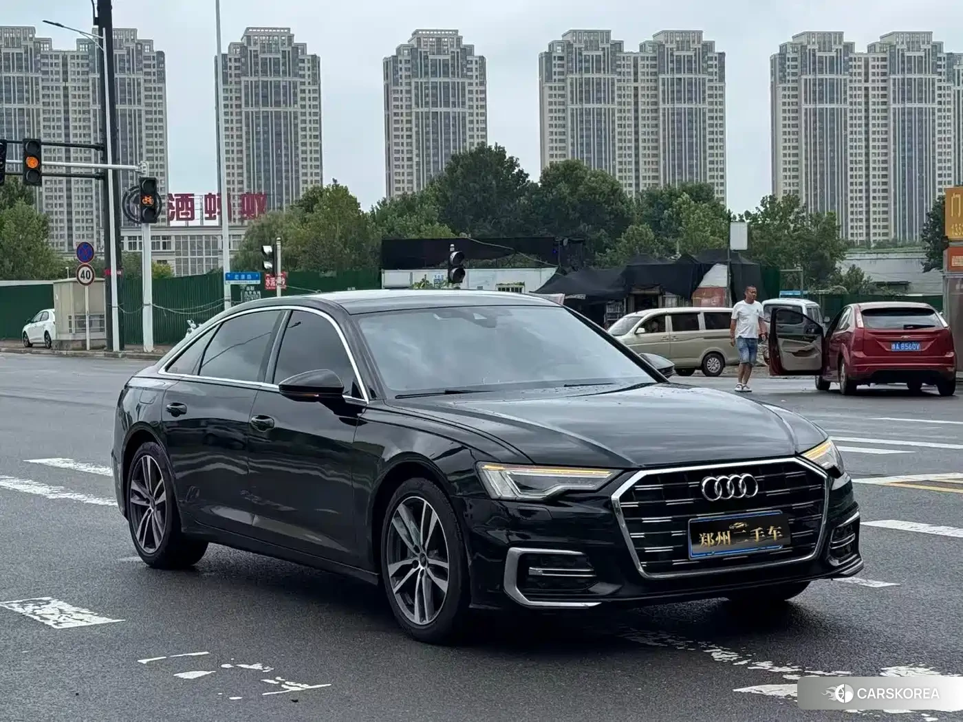 Audi A6L 2022 Черный из Китая
