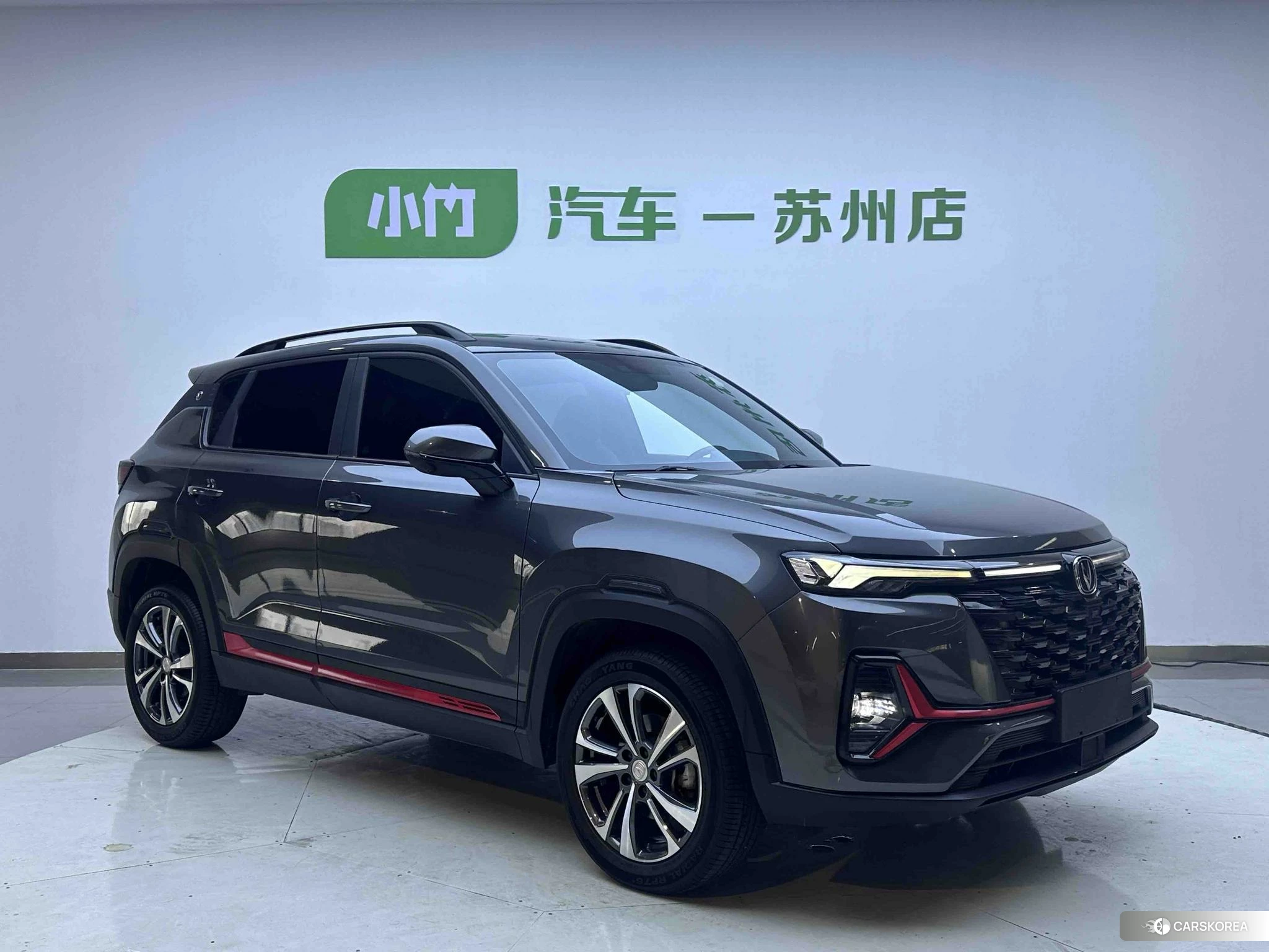 Chang'an CS35 PLUS 2023 Темно-серый из Китая