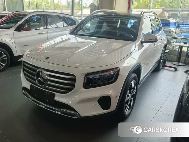 Mercedes-Benz GLB 2024 Белый из Китая