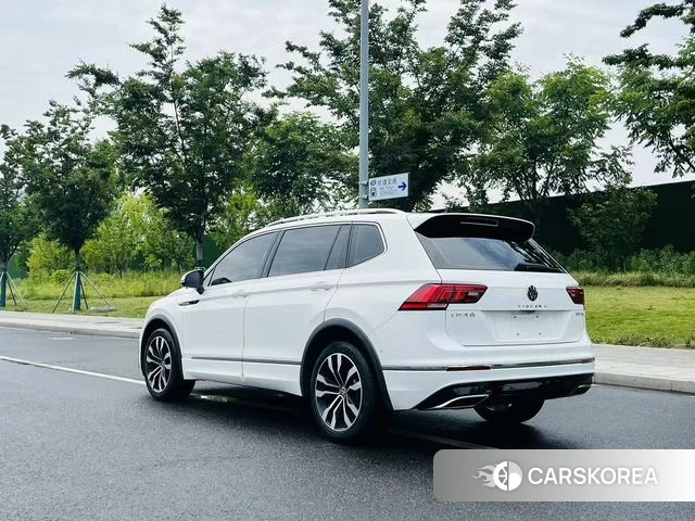 Volkswagen Tiguan L 2021 Белый из Китая