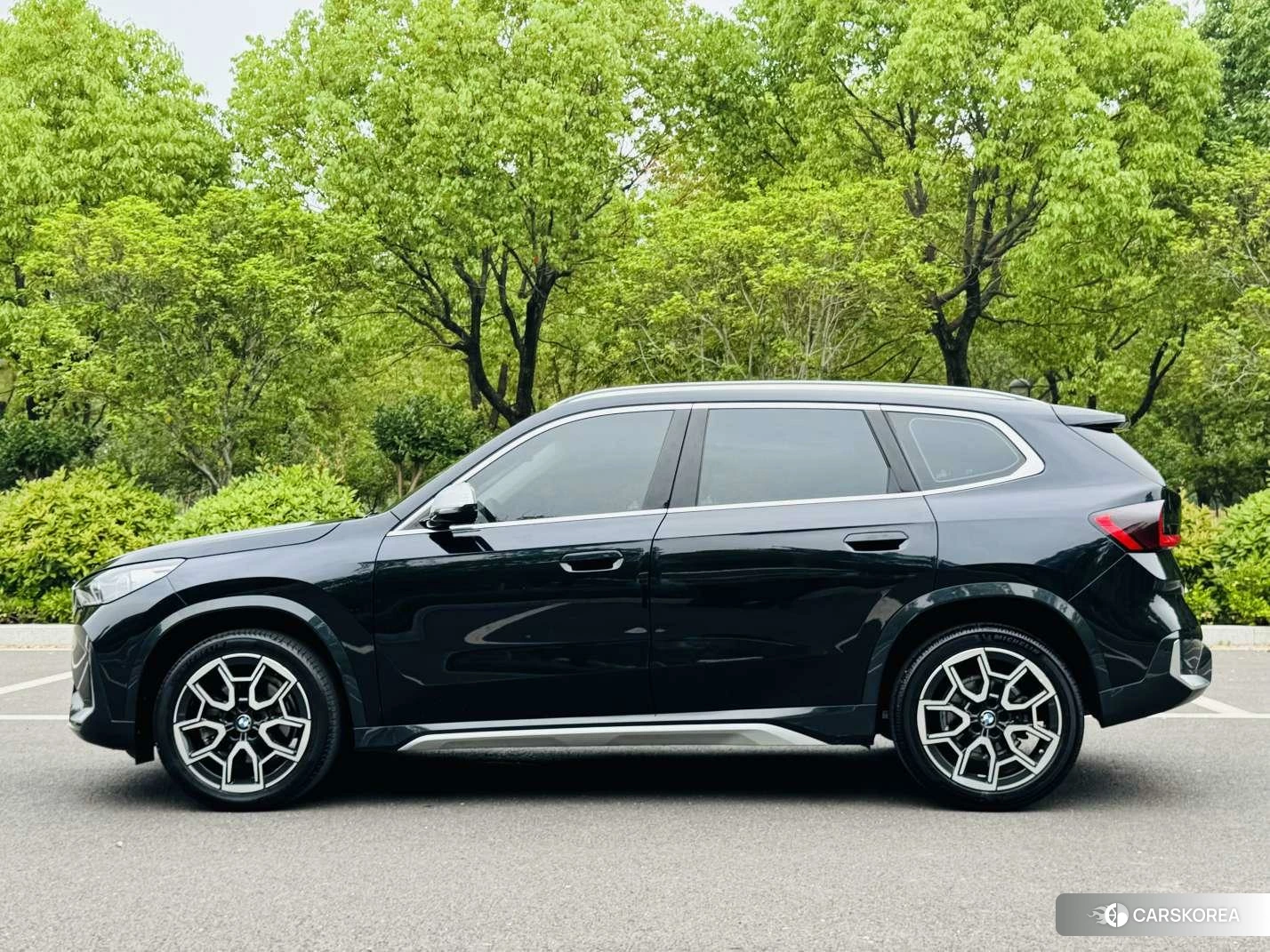 BMW X1 2023 Черный из Китая