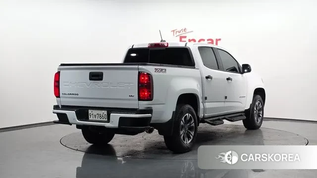 Chevrolet (GM Daewoo) Real New Colorado 2022 Белый из Кореи