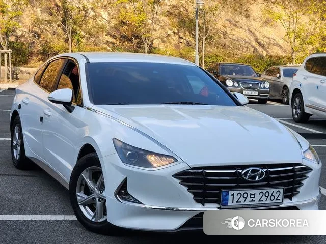 Hyundai Sonata (DN8) 2020 Белый из Кореи