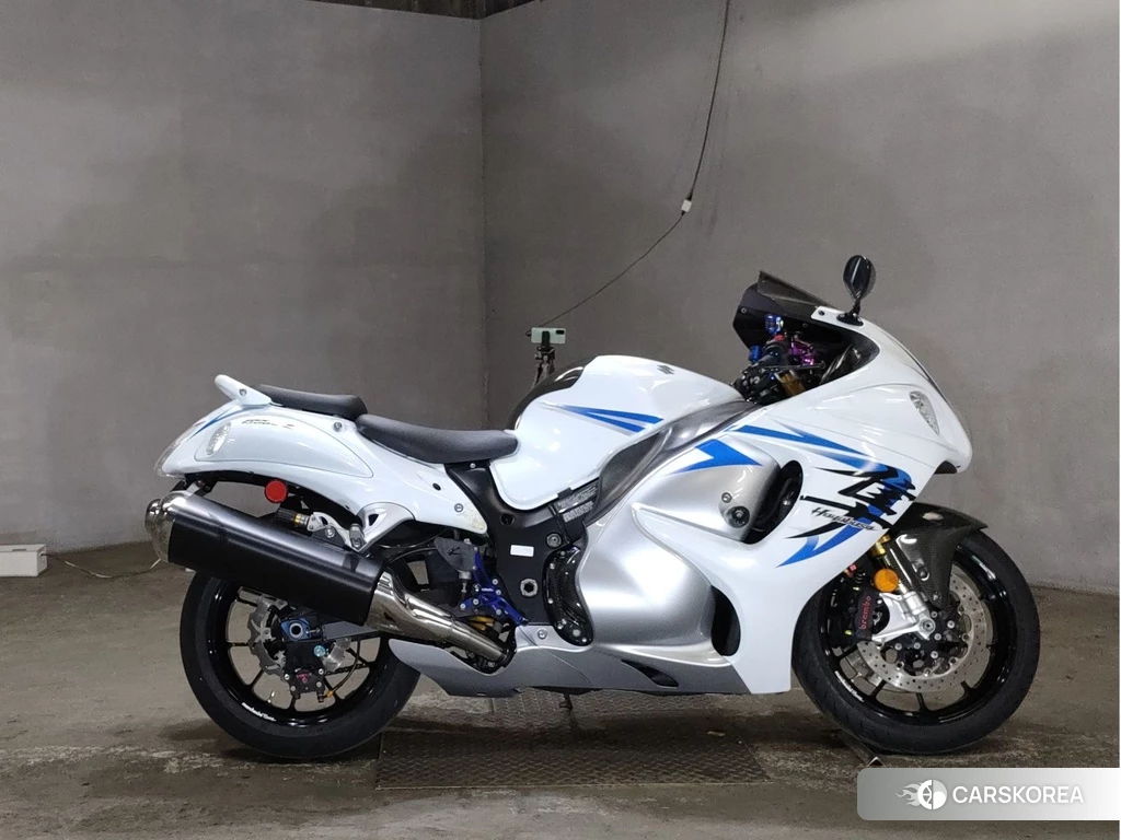 Проданный Suzuki GSX1300R HAYABUSA 2010 из Японии, фото 2