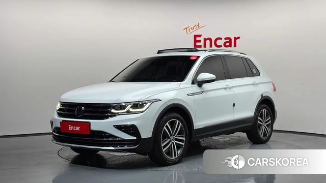 Volkswagen Tiguan second Generation 2023 Белый из Кореи